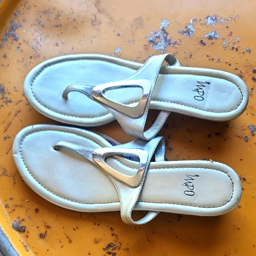 Cute Sexy Flip Flop Sandals With Small Wedge Heel And Bling